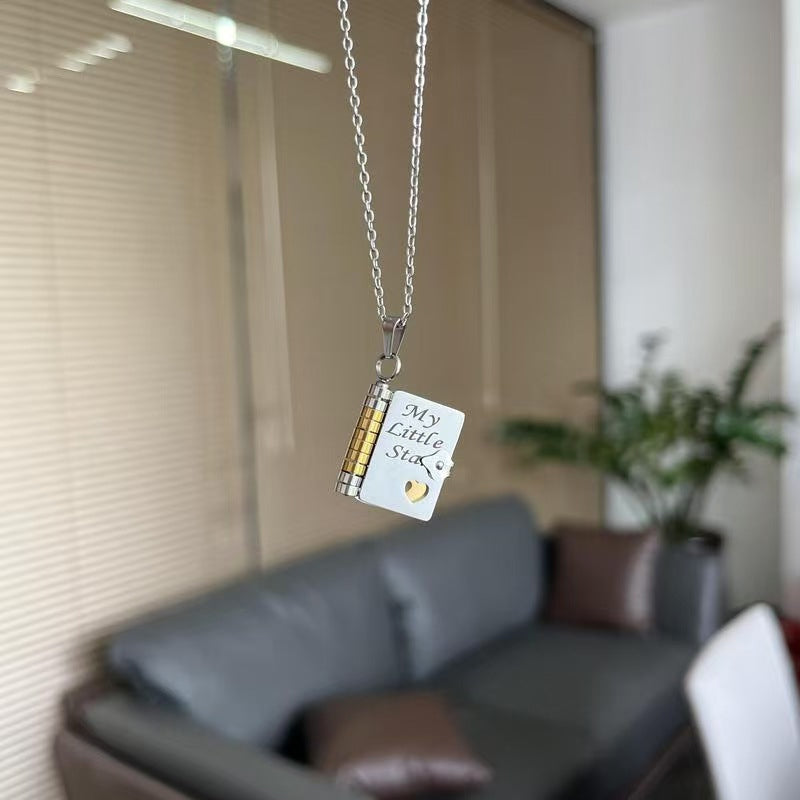 Till mitt barn - Halsband i bokform ”Älskar dig för alltid”